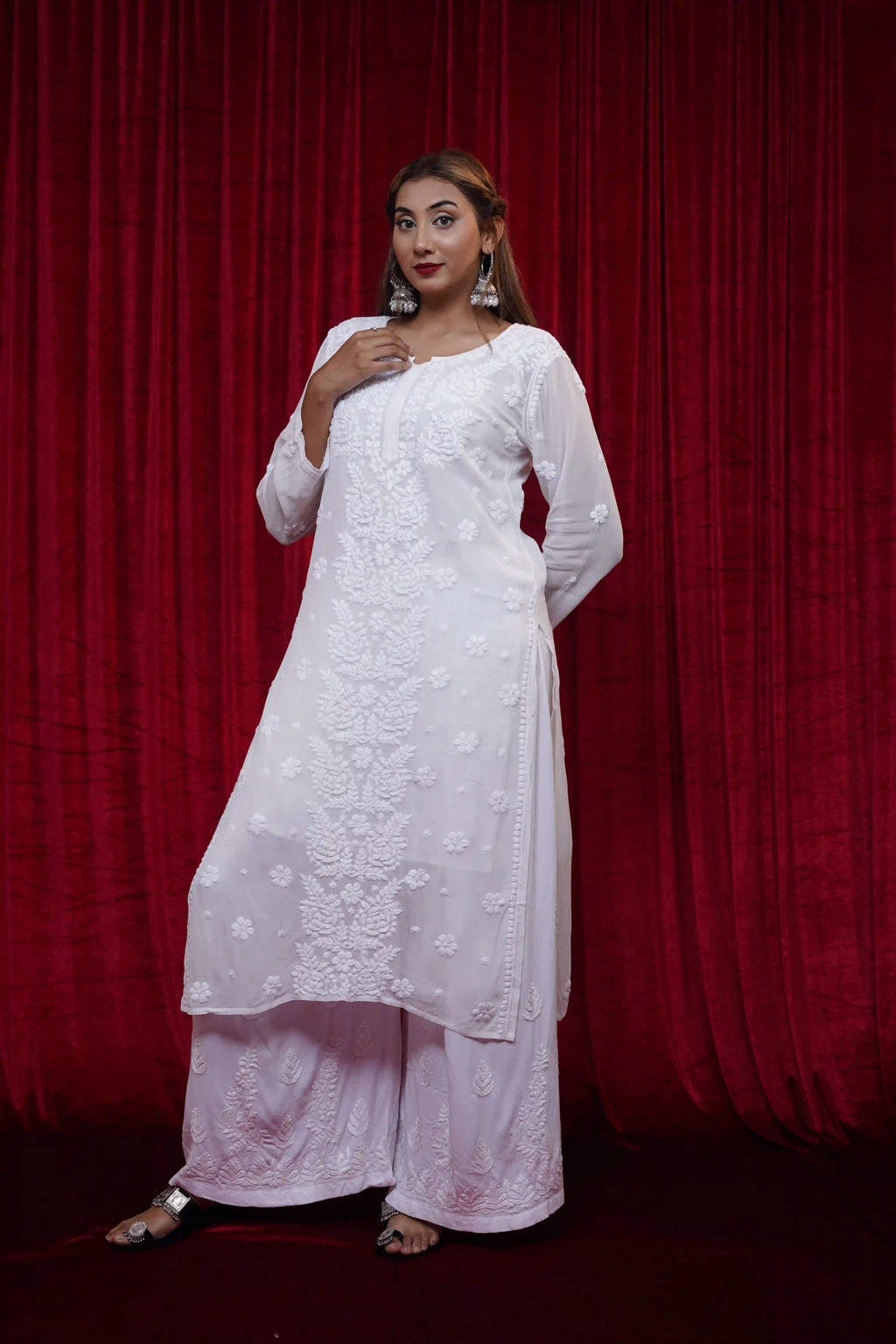 Viscose White Fine Chikankari Kurti