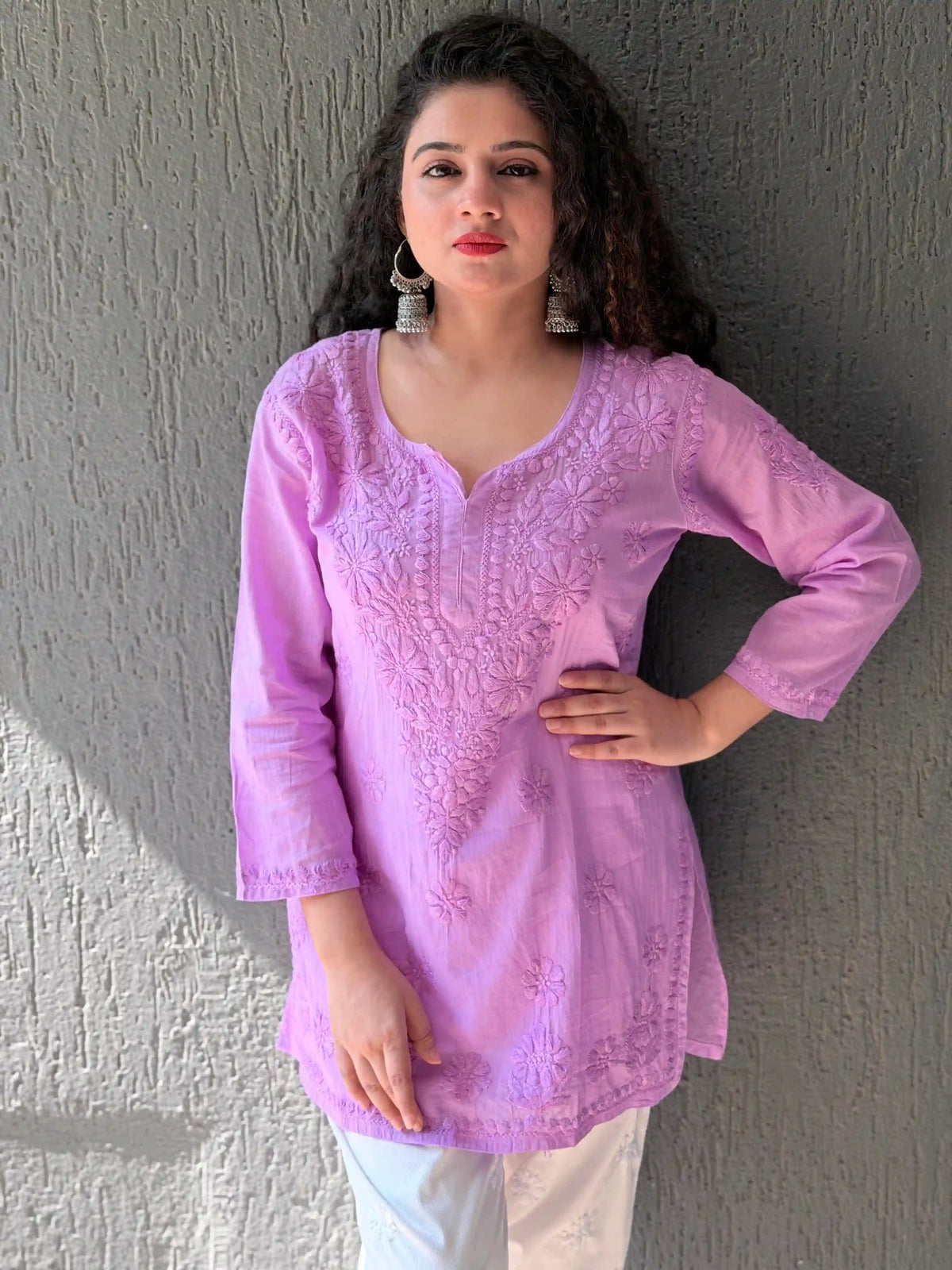 Mulmul Chikankari Solid Women's Short Kurta - Lavender