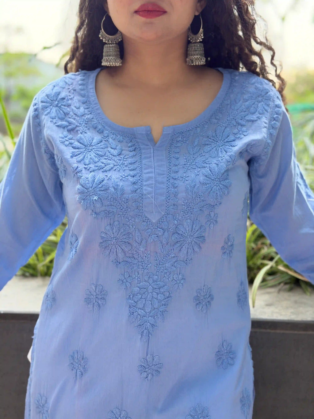 Mulmul Chikankari Solid Women's Short Kurta - Blue