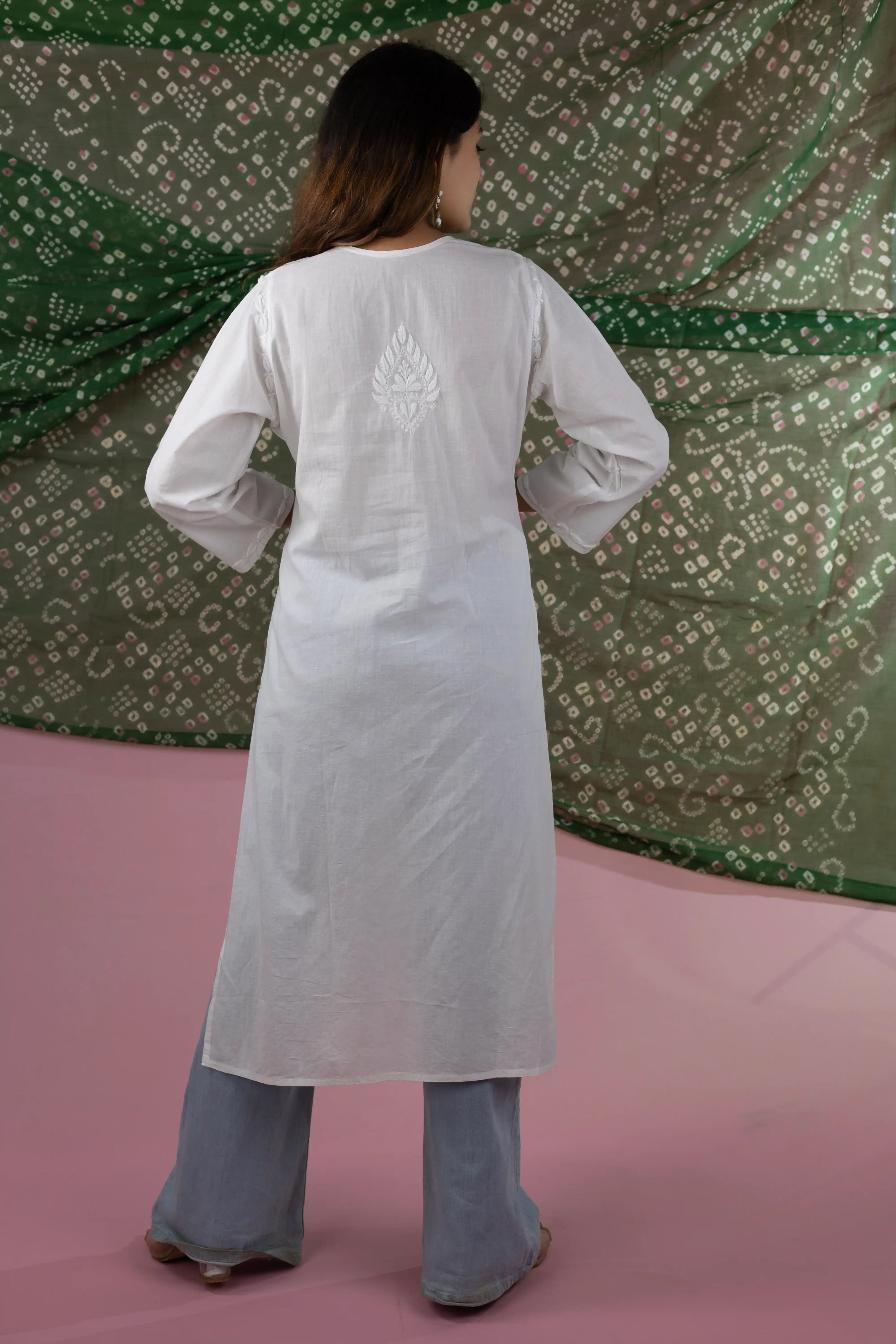 Elegant White Cotton Kurta with Hand Chikankari Embroidery