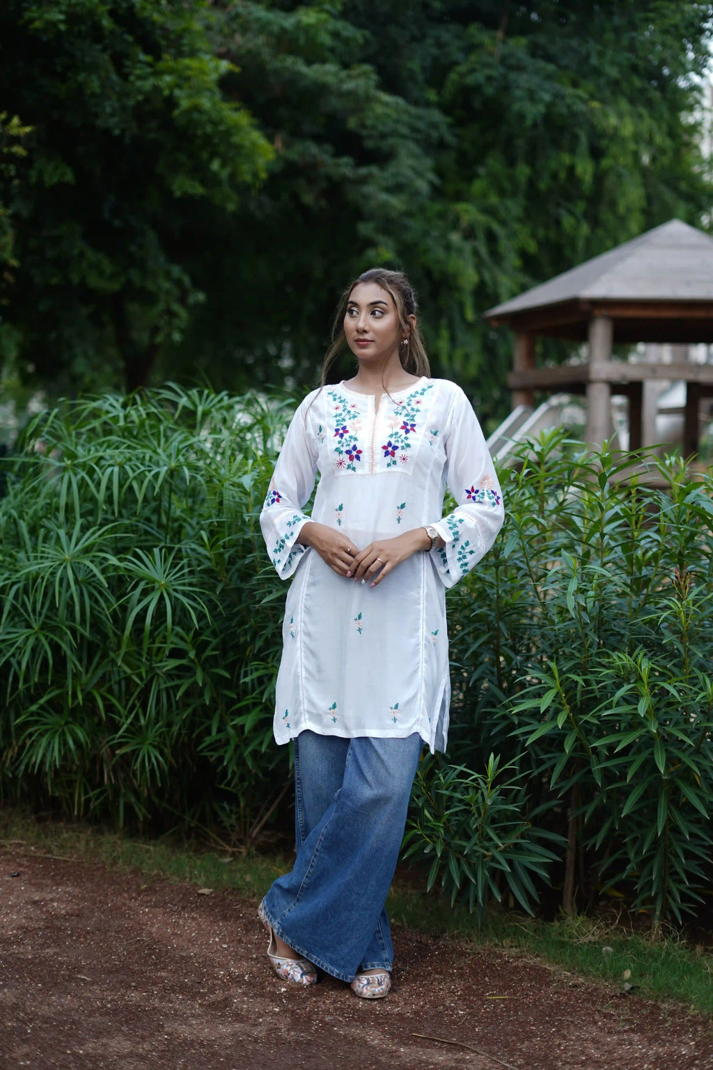 Muslin Tunic Style Solid Women's Long Kurta with Peach Thread