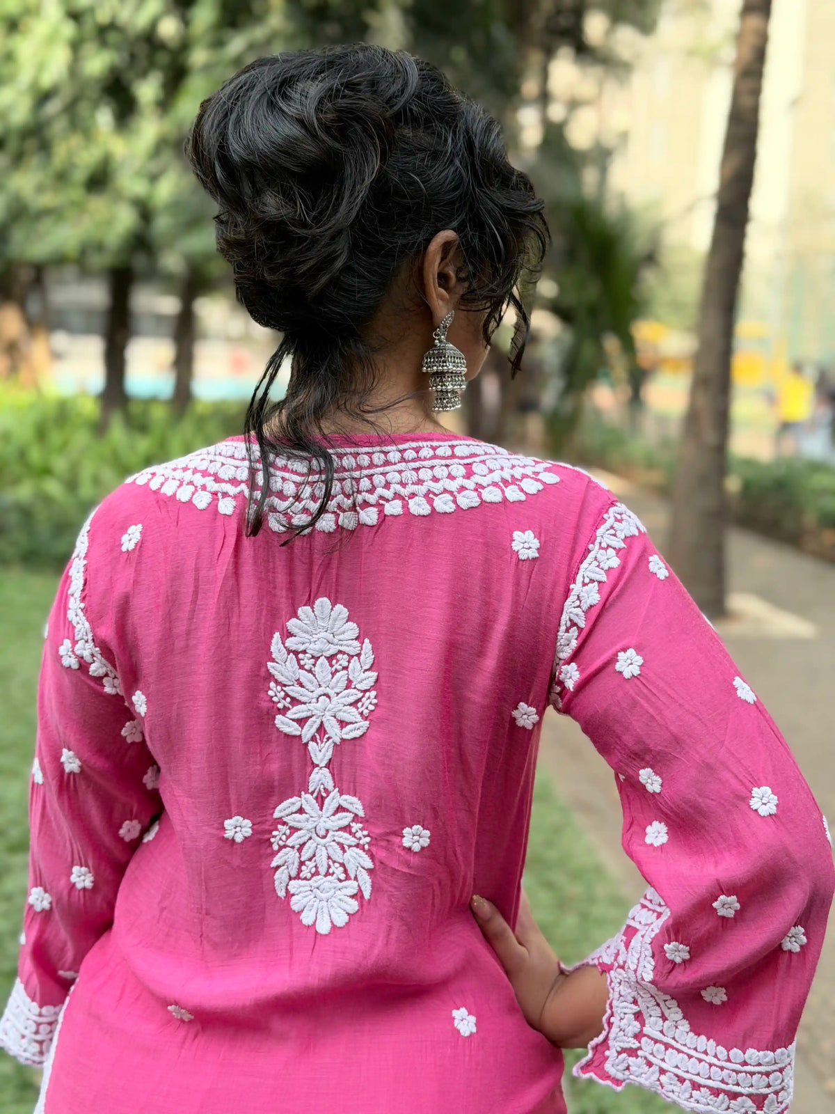 Muslin Hand Chikankari Solid Women's Long Kurta - Rose Pink